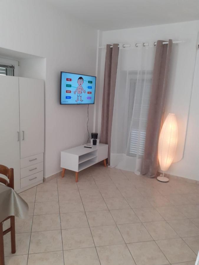 Apartments Vinea Baska Voda Exterior photo