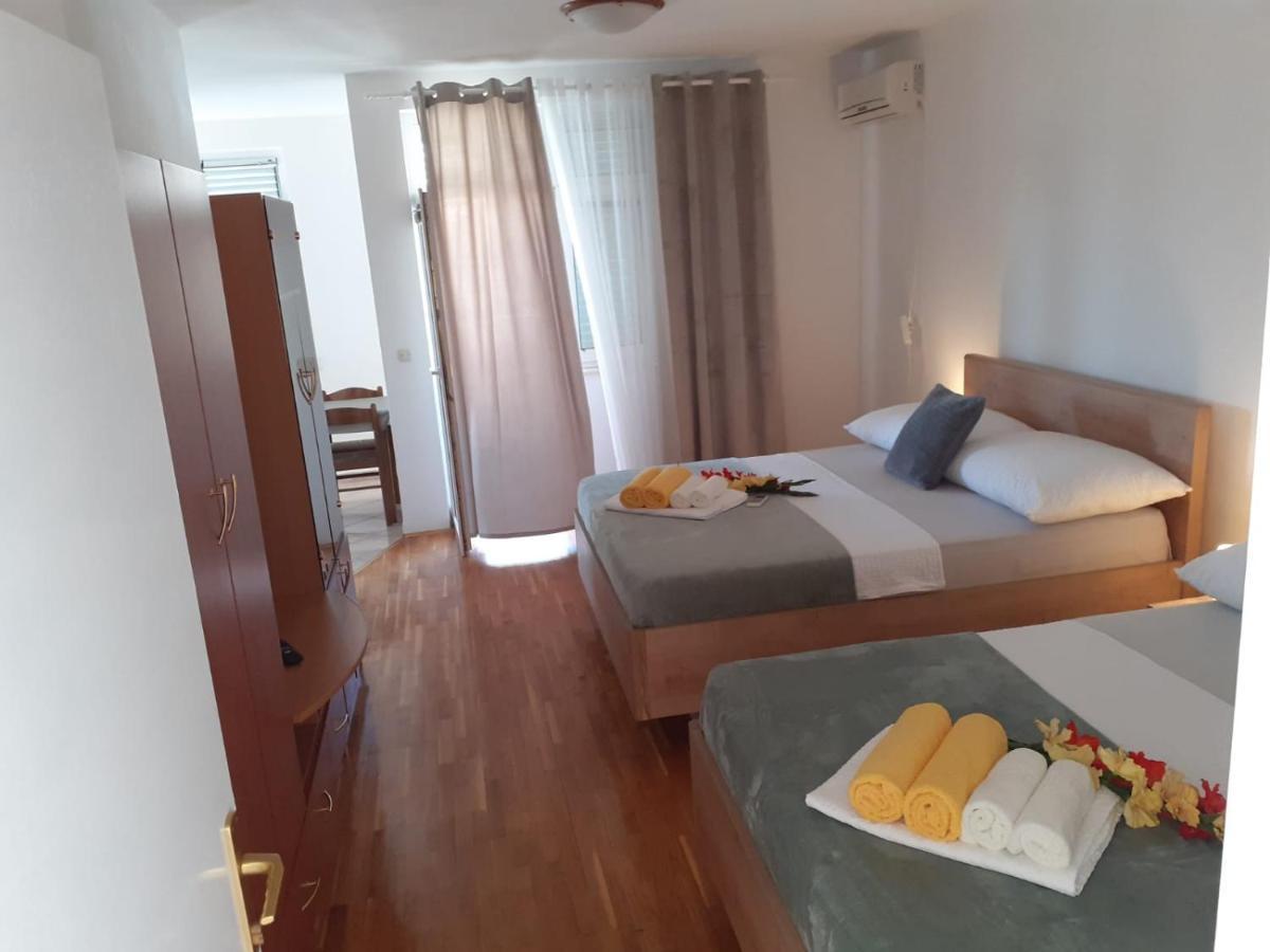 Apartments Vinea Baska Voda Exterior photo