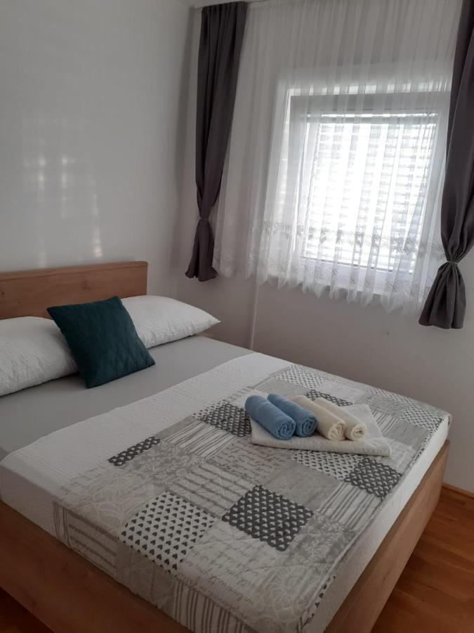 Apartments Vinea Baska Voda Exterior photo